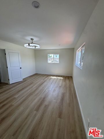 224 W 107th Street, Los Angeles, CA 90003