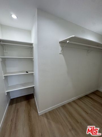 224 W 107th Street, Los Angeles, CA 90003