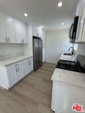 224 W 107th Street, Los Angeles, CA 90003