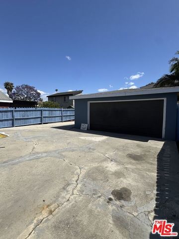 224 W 107th Street, Los Angeles, CA 90003