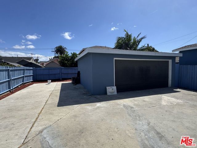 224 W 107th Street, Los Angeles, CA 90003