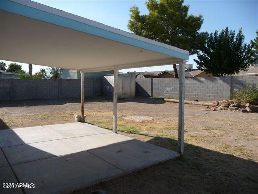 4932 W MICHELLE Drive, Glendale, AZ 85308