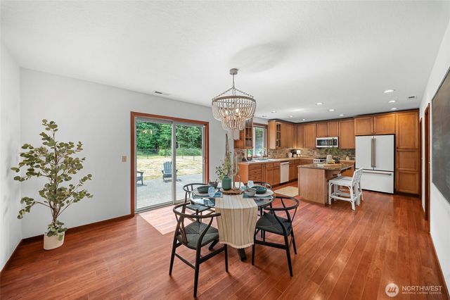 5542 Meadowood Lane NE, Olympia, WA 98506