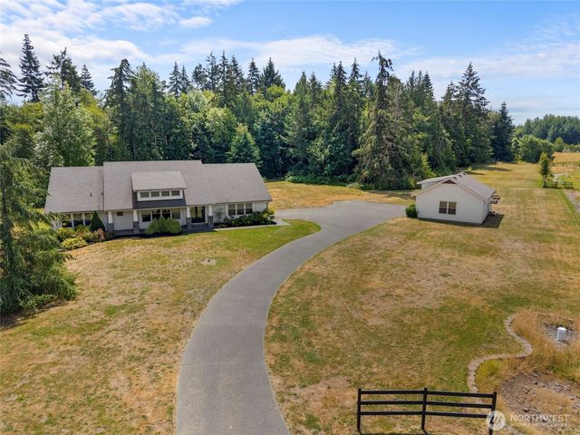 5542 Meadowood Lane NE, Olympia, WA 98506