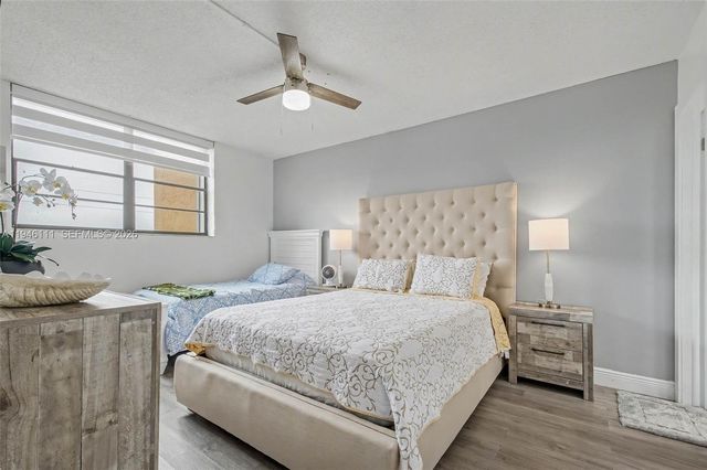 6831 W 14th Ct 403, Hialeah, FL 33014