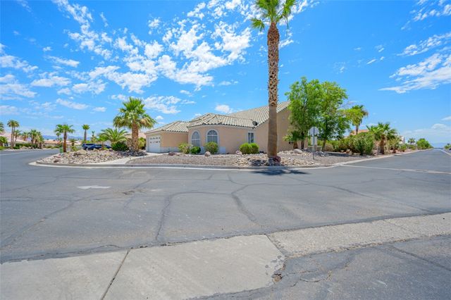 2020 E Los Lagos Drive, Fort Mohave, AZ 86426