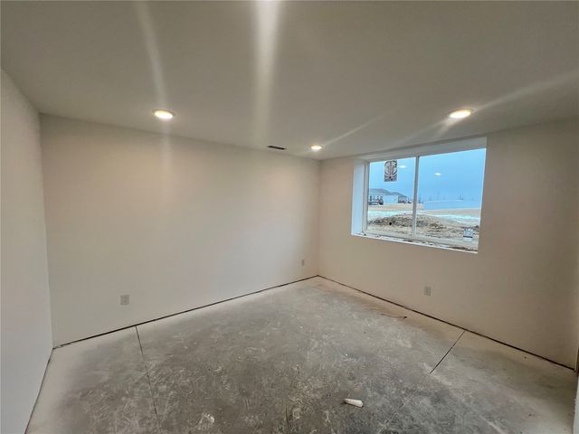 7019 Colpepper Drive, Cedar Rapids, IA 52404