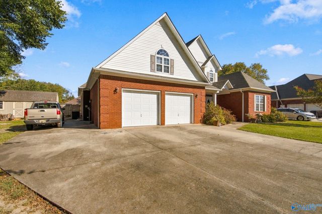 27172 Jarrod Blvd, Harvest, AL 35749
