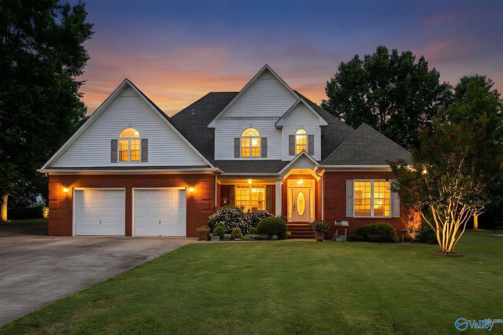 27172 Jarrod Blvd, Harvest, AL 35749