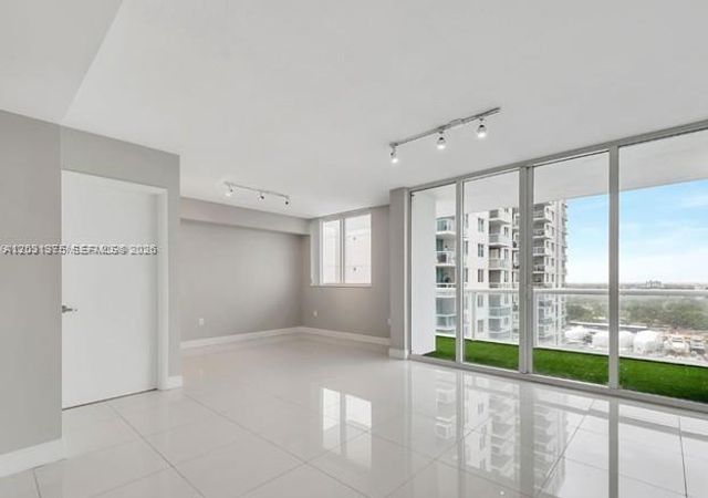 1871 S River Drive 1606, Miami, FL 33125
