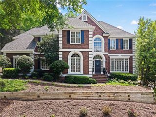 425 Abbeywood Drive, Roswell, GA 30075