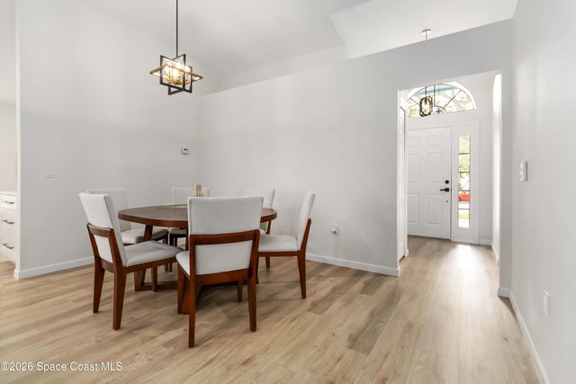 2161 Brookshire Circle, Melbourne, FL 32904