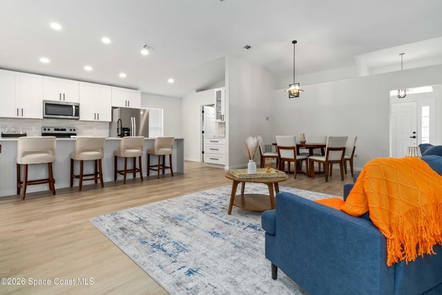 2161 Brookshire Circle, Melbourne, FL 32904