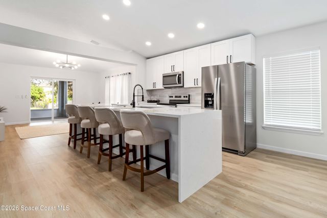 2161 Brookshire Circle, Melbourne, FL 32904