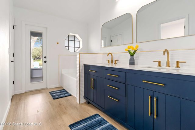 2161 Brookshire Circle, Melbourne, FL 32904