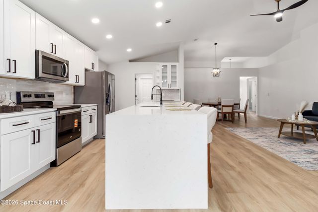 2161 Brookshire Circle, Melbourne, FL 32904