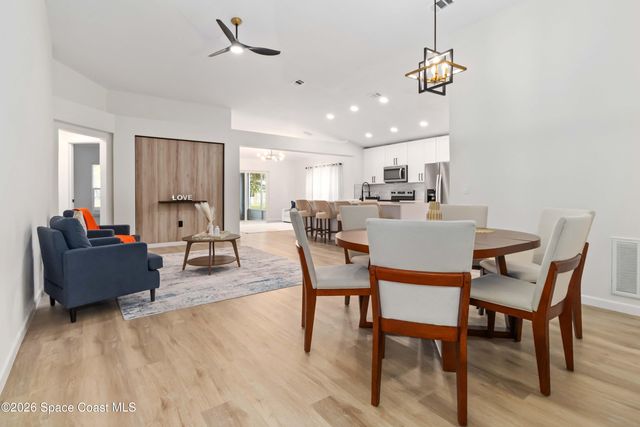 2161 Brookshire Circle, Melbourne, FL 32904