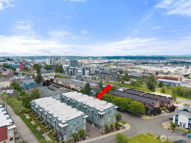2136 S G Street, Tacoma, WA 98405