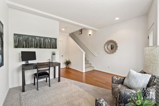 2136 S G Street, Tacoma, WA 98405