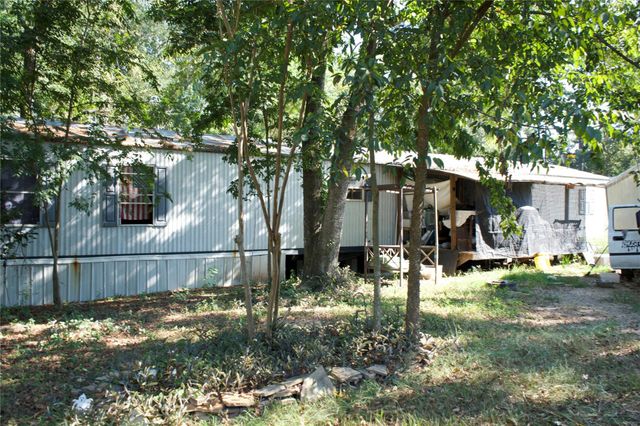 30727 Lake Edge Lane, Magnolia, TX 77354