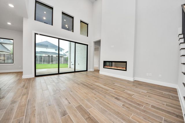 26907 Southwick Valley Lane, Spring, TX 77389