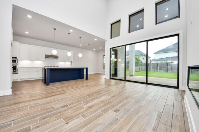 26907 Southwick Valley Lane, Spring, TX 77389
