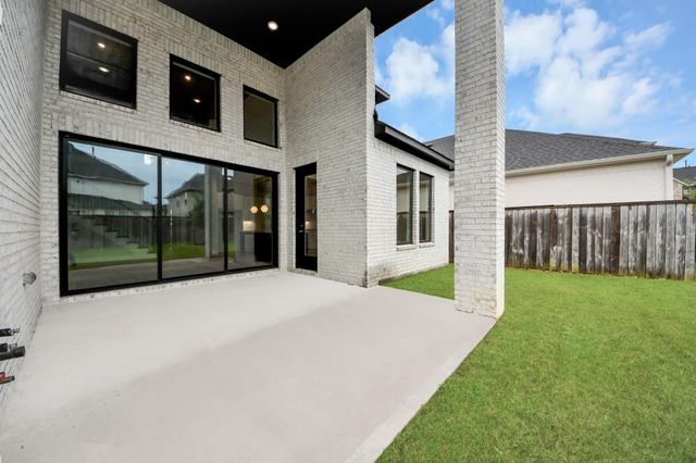 26907 Southwick Valley Lane, Spring, TX 77389