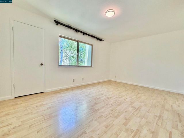 111 Ascot Ct C, Moraga, CA 94556