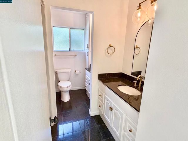 111 Ascot Ct C, Moraga, CA 94556