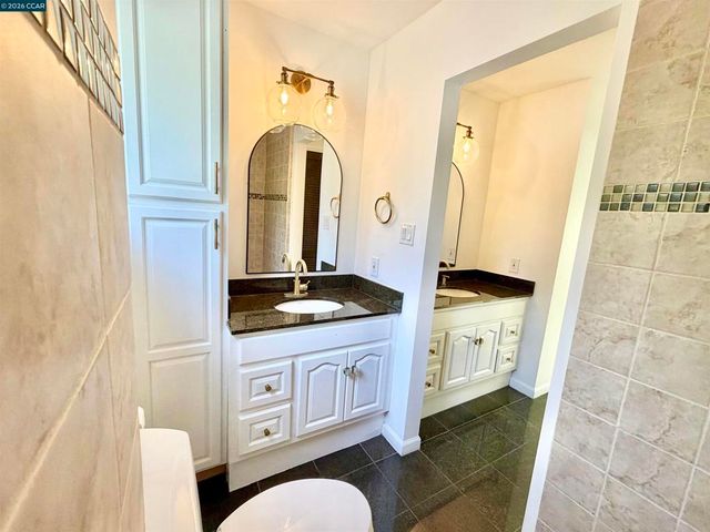 111 Ascot Ct C, Moraga, CA 94556
