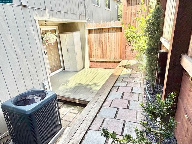111 Ascot Ct C, Moraga, CA 94556