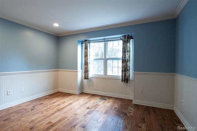 41654 Kenilworth Lane, Novi, MI 48377