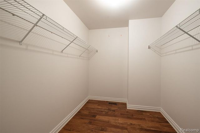 41654 Kenilworth Lane, Novi, MI 48377