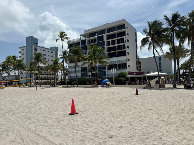 323 Fillmore St 10, Hollywood, FL 33019