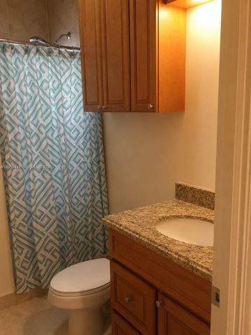 323 Fillmore St 10, Hollywood, FL 33019