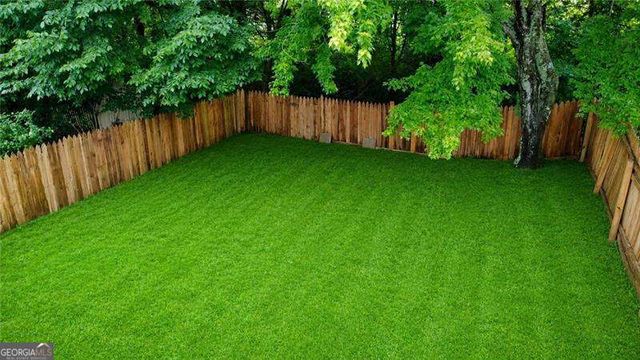 2668 Laurel Lane NW, Kennesaw, GA 30152