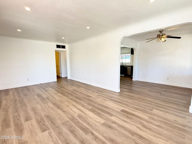 102 W 8th Place, Mesa, AZ 85201