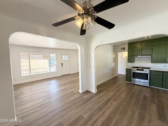 102 W 8th Place, Mesa, AZ 85201
