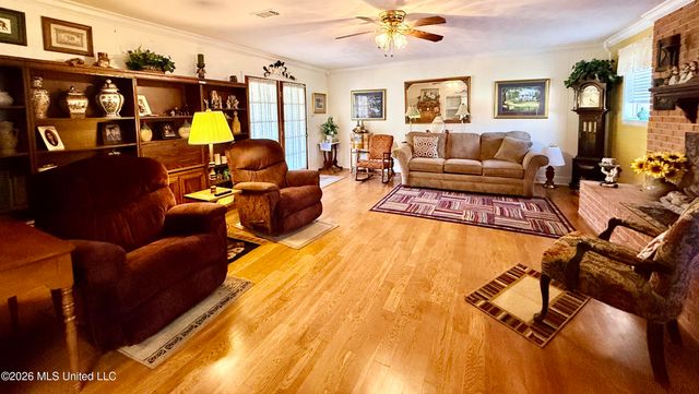 2155 Sherwood Place, Biloxi, MS 39531