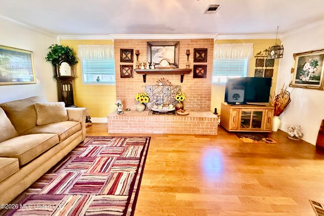 2155 Sherwood Place, Biloxi, MS 39531