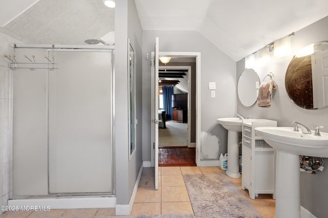352 Anchor Avenue, Beachwood, NJ 08722