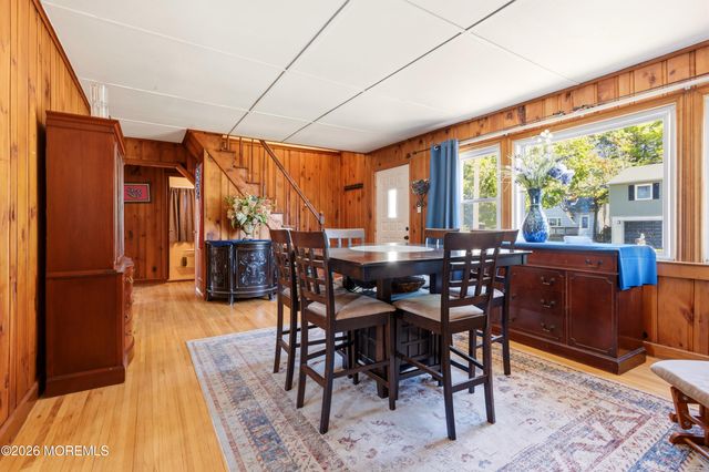 352 Anchor Avenue, Beachwood, NJ 08722