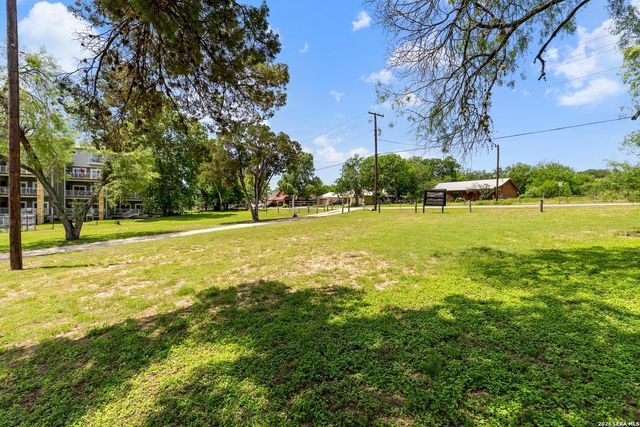1242 ERVENDBERG AVE LOT 4, New Braunfels, TX 78130