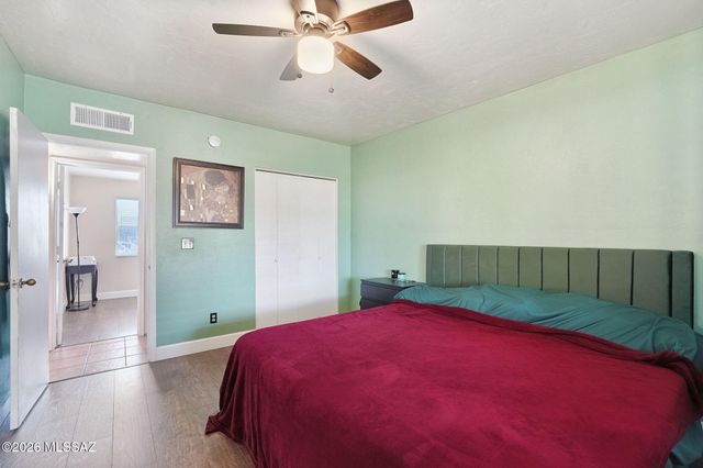 3725 E Shepherd Place, Tucson, AZ 85713