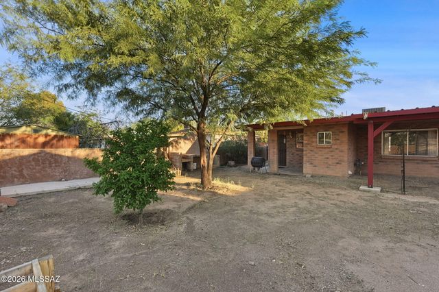3725 E Shepherd Place, Tucson, AZ 85713