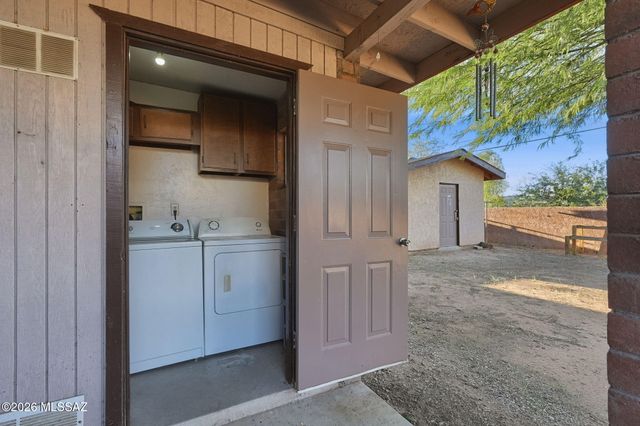 3725 E Shepherd Place, Tucson, AZ 85713