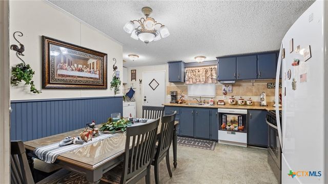 1656 NW Pecan Drive, Mcqueeney, TX 78123