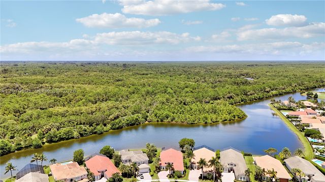 431 Castalina Ct, Jupiter, FL 33478