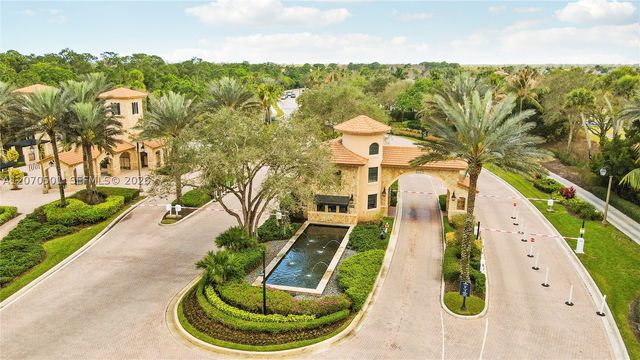 431 Castalina Ct, Jupiter, FL 33478