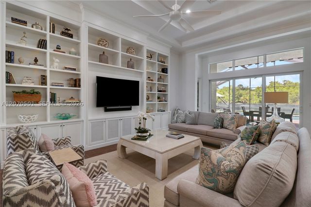 431 Castalina Ct, Jupiter, FL 33478